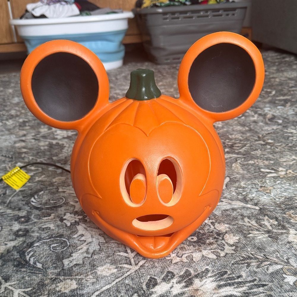 Disney Mickey Mouse Pumpkin